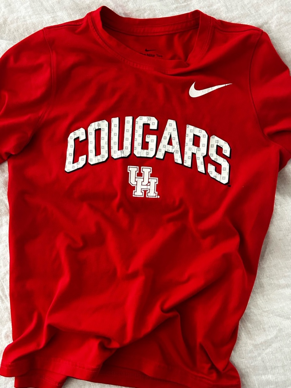 Nike Red UH Cougars Graphic Tee with White Logo